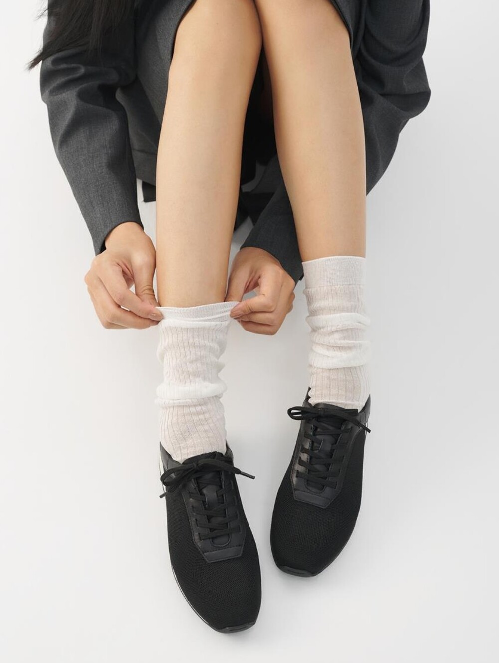 EUC Vagabond Yasmin Sneakers in Black Leather and Textile